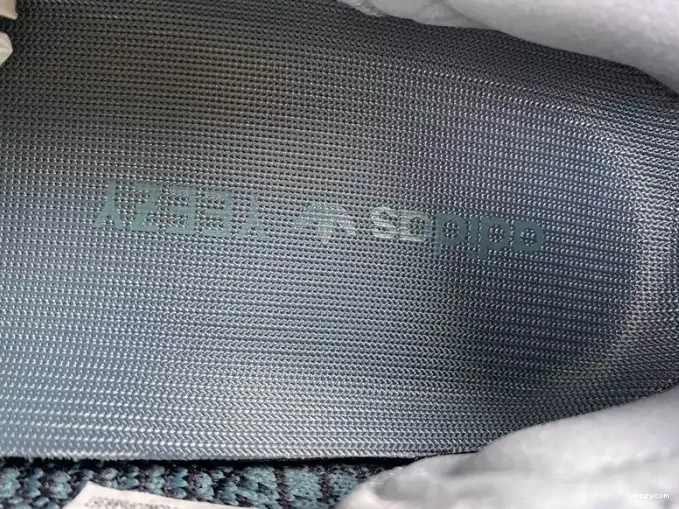 350 GY7657 Yeezy Boost Adidas Ash Blue V2 0602